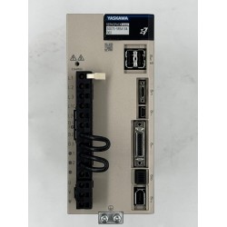 SGD7S-5R5A10A YASKAWA SÜRÜCÜ
